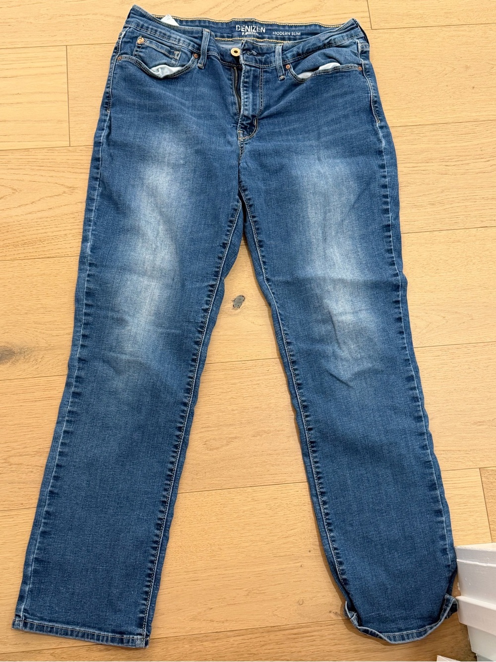 Denizen from Levi's Modern Slim Women's Jeans - Blue size 8